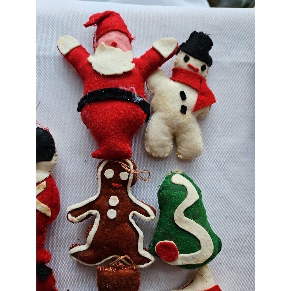 14 Vintage Felt Christmas Ornaments PRIMITIVE Plush HANDMADE Hand Crafted B - Picture 3 of 8